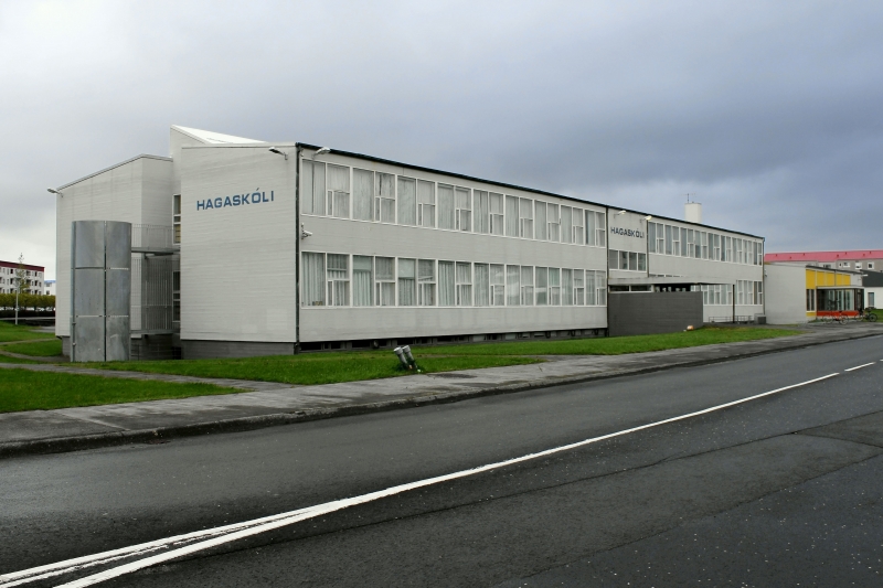 Mynd af Hagaskóla í Reykjavík