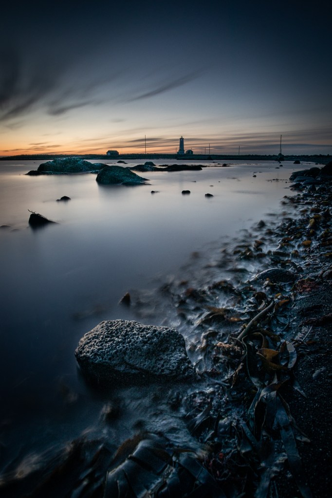 Mynd af sólsetri í Gróttu. 